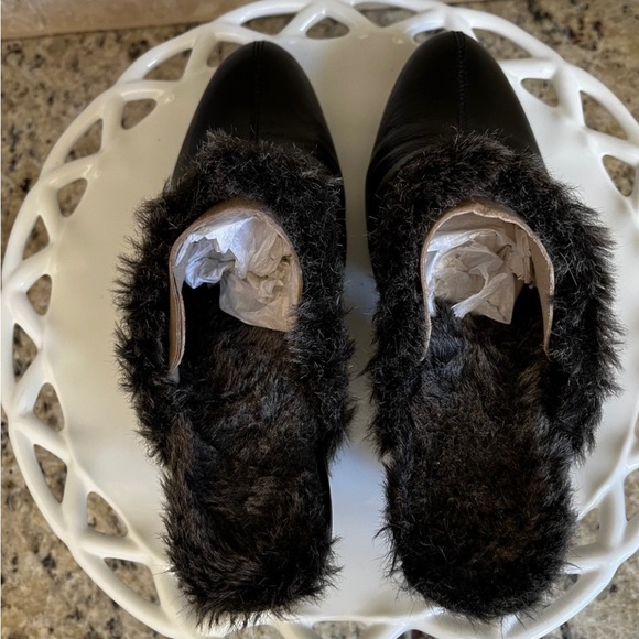 Born BOC Black Mules - Picture 7 of 11